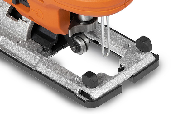 Akumuliatorinis siaurapjūklis DAEWOO DAJ 2221Li SET