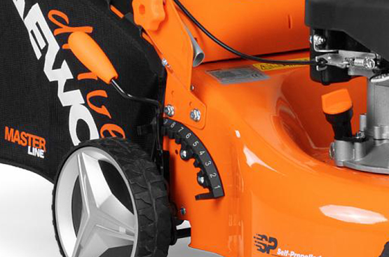 Petrol lawn mower DAEWOO DLM 48SP