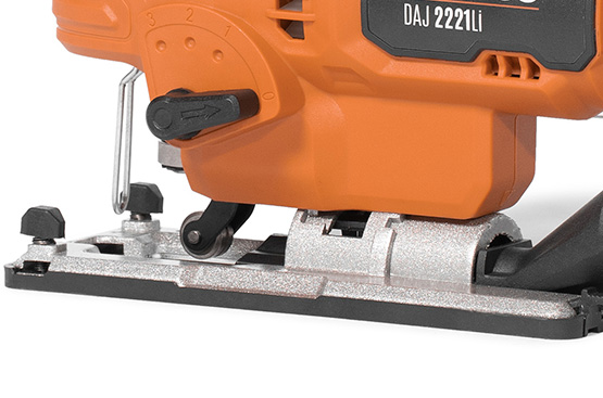 Akumuliatorinis siaurapjūklis DAEWOO DAJ 2221Li SET