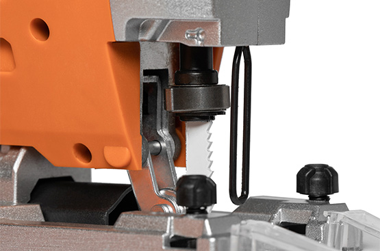 Akumuliatorinis siaurapjūklis DAEWOO DAJ 2621Li